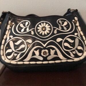 BLACK LEATHER PURSE